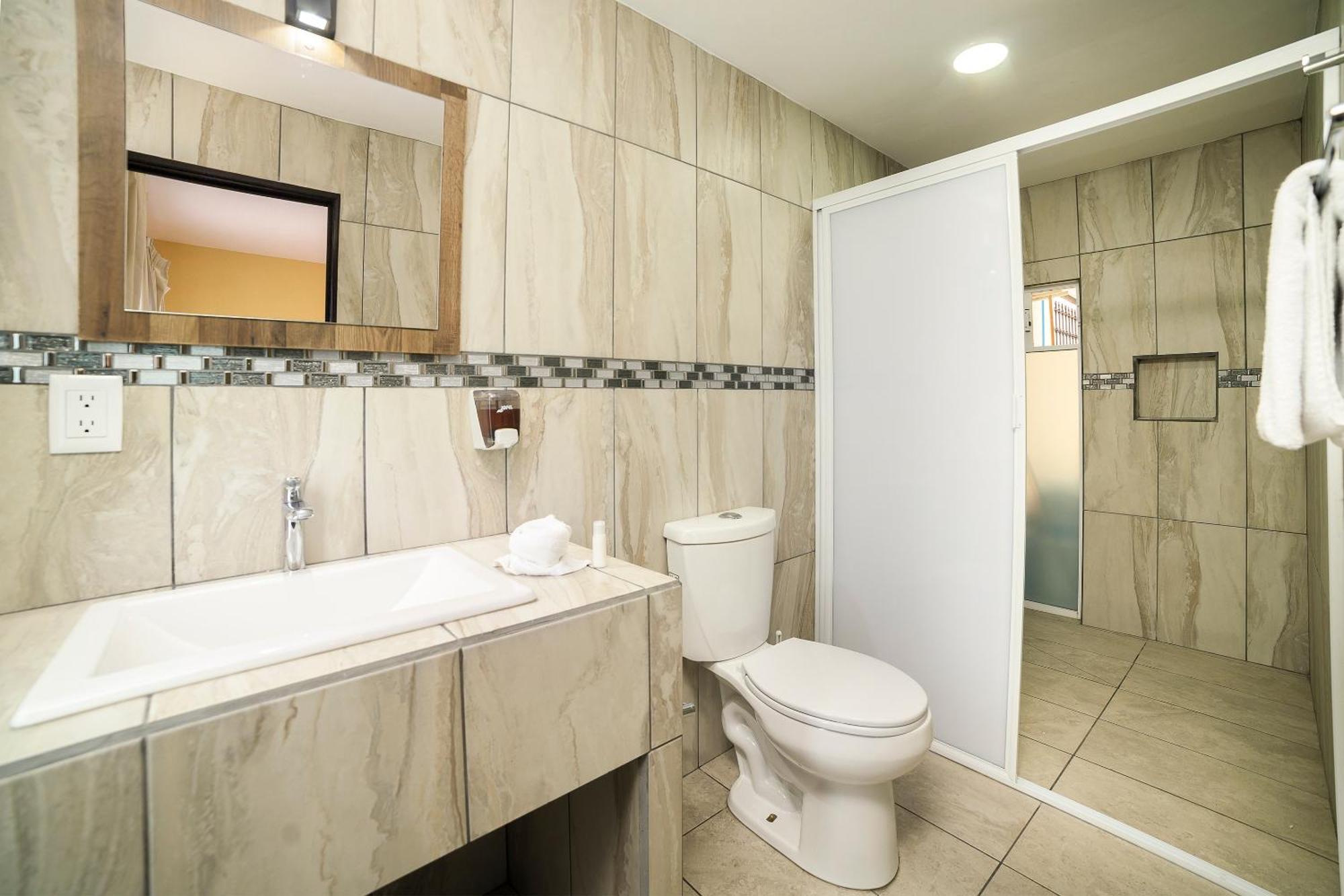 Capital O Hotel Boutique Las Torres Tlaxcala Bagian luar foto